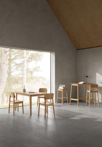 ACT NORDIC Barlow spisebord - mat eg acryllak egefiner og mat bejdset eg acryllak gummitr (120x80)