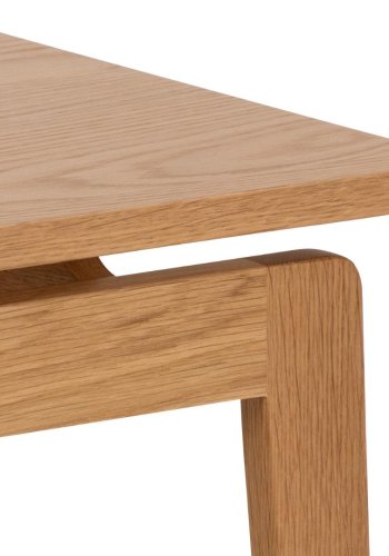 ACT NORDIC Essex Couchtisch, quadratisch - UV-lackiertes Eichenfurnier und NC-Lack-Eiche (80x80)