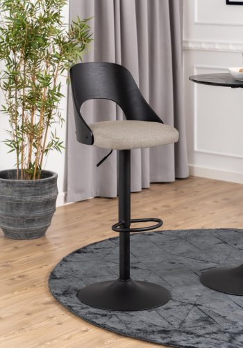 ACT NORDIC Lucy Barhocker, mit Rückenlehne, Fußstütze, Drehfunktion - Sandstoff und schwarzes Eichenfurnier/Stahl
