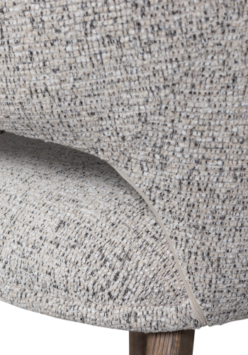 WOOOD MURAT SPISESTOL NATURLIG MED TRE I MRK BRUN