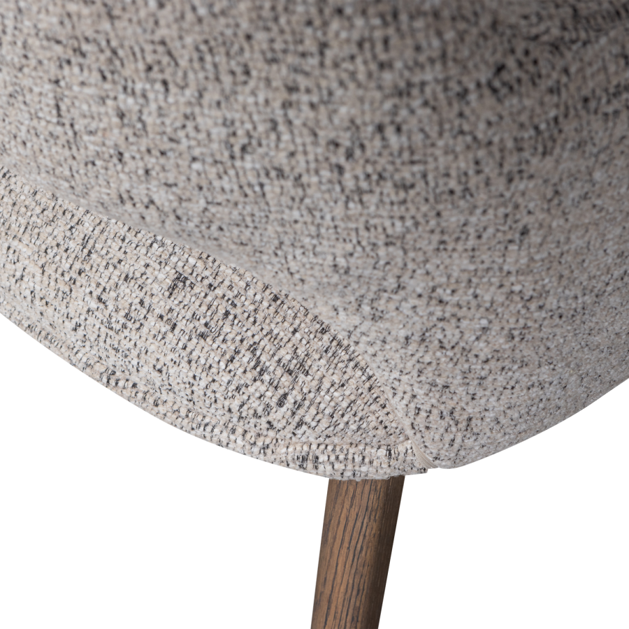 WOOOD MURAT SPISESTOL NATURLIG MED TRE I MRK BRUN