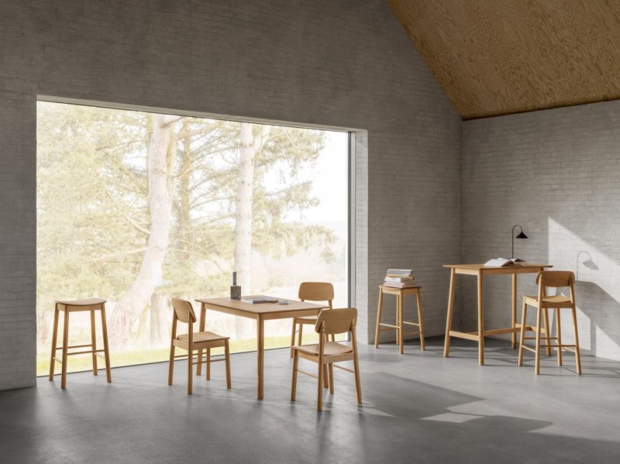 ACT NORDIC Barlow Barhocker, mit Rückenlehne, Fußstütze - Eiche Acryllack Eichenfurnier und Eiche Acryllack Kautschukholz