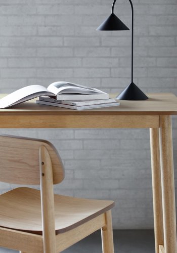 ACT NORDIC Barlow Barhocker, mit Rückenlehne, Fußstütze - Eiche Acryllack Eichenfurnier und Eiche Acryllack Kautschukholz