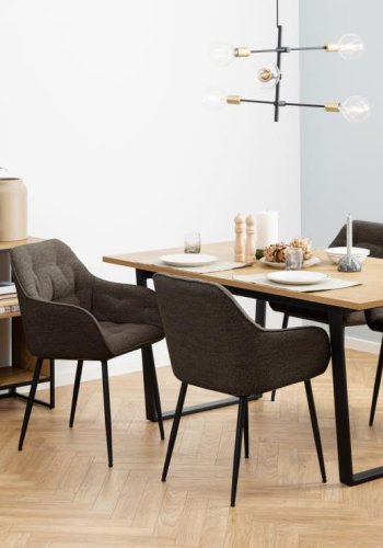 ACT NORDIC Brooke spisestuestol, med armlener - taupe stoff og svart stl