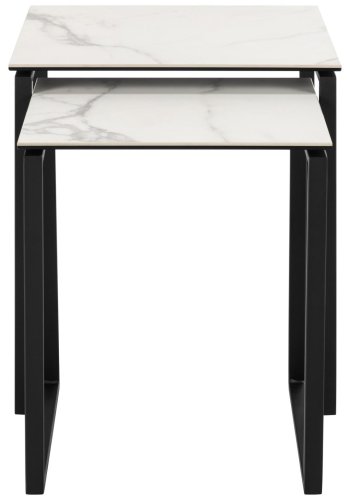 ACT NORDIC Katrine Satztische - weiße Akranes-Keramik und mattschwarzer Stahl (50x50) (2er-Set)