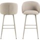 ACT NORDIC Eleanor Barhocker, mit Rückenlehne, Armlehnen und Fußstütze – beiger Stoff und grauer Stahl