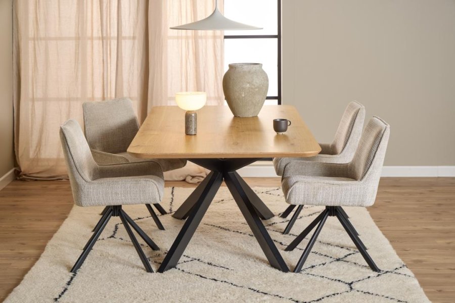 ACT NORDIC Eddie Esszimmerstuhl, mit Drehfunktion – beiger Stoff und schwarzer Stahl