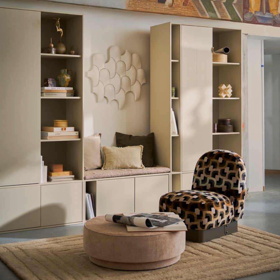 WOOOD SETTLE DOWN TV-MÖBEL/BÄNK 108 CM DUST MED SITTDYNA [fsc]