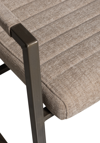 WOOOD Bas spisebordsstol, m. armln - sand melange stof og sort metal