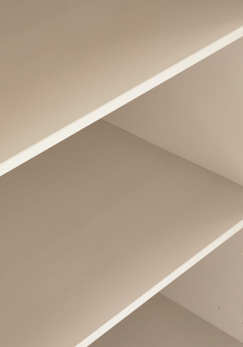 WOOOD RAIN FÖRVARINGSSKP MED 2 DÖRRAR I FURU [fsc]