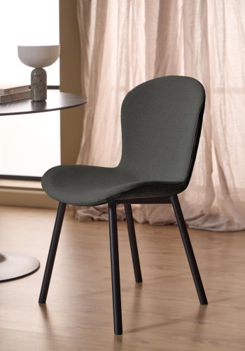 ACT NORDIC Esra Esszimmerstuhl, Apia-Stoff dunkelgrau 458, Gestell aus mattschwarzem, pulverbeschichtetem Stahl mit Reiverschluss, Karton 2 Stk.