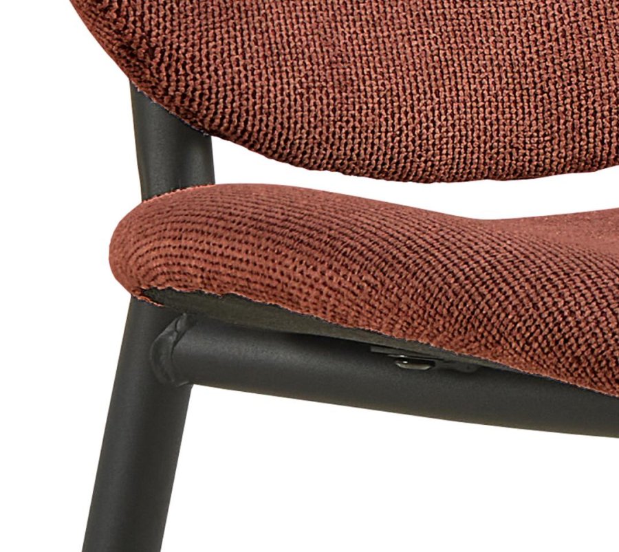 ACT NORDIC Cliff spisestuestol, Caso stoff terrakotta 18, Ramme matt svart grov pulverlakkert stl med glidels, eske 2 stk.