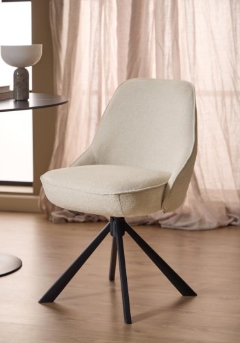 ACT NORDIC Carlton spisestuestol, Apia stoff beige 453, 4-stjerners understell mattsvart, grovt pulverlakkert stl med svingfunksjon og pocketfjrer, eske med 2 stk.