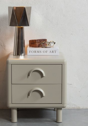 WOOOD Rune natbord, m. 2 skuffer - sand metal (42x42)