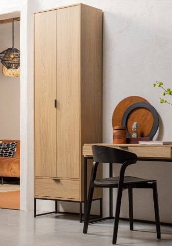 WOOOD Silas skp, med 2 dörrar, 3 hyllor och 1 lda - ekmelamin och svart metall