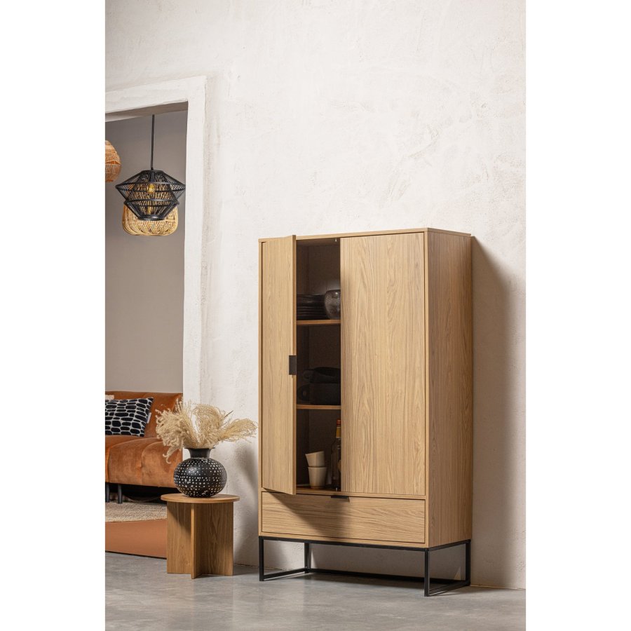 WOOOD Silas skp, med 2 dörrar, 2 hyllor och 1 lda - ekmelamin och svart metall