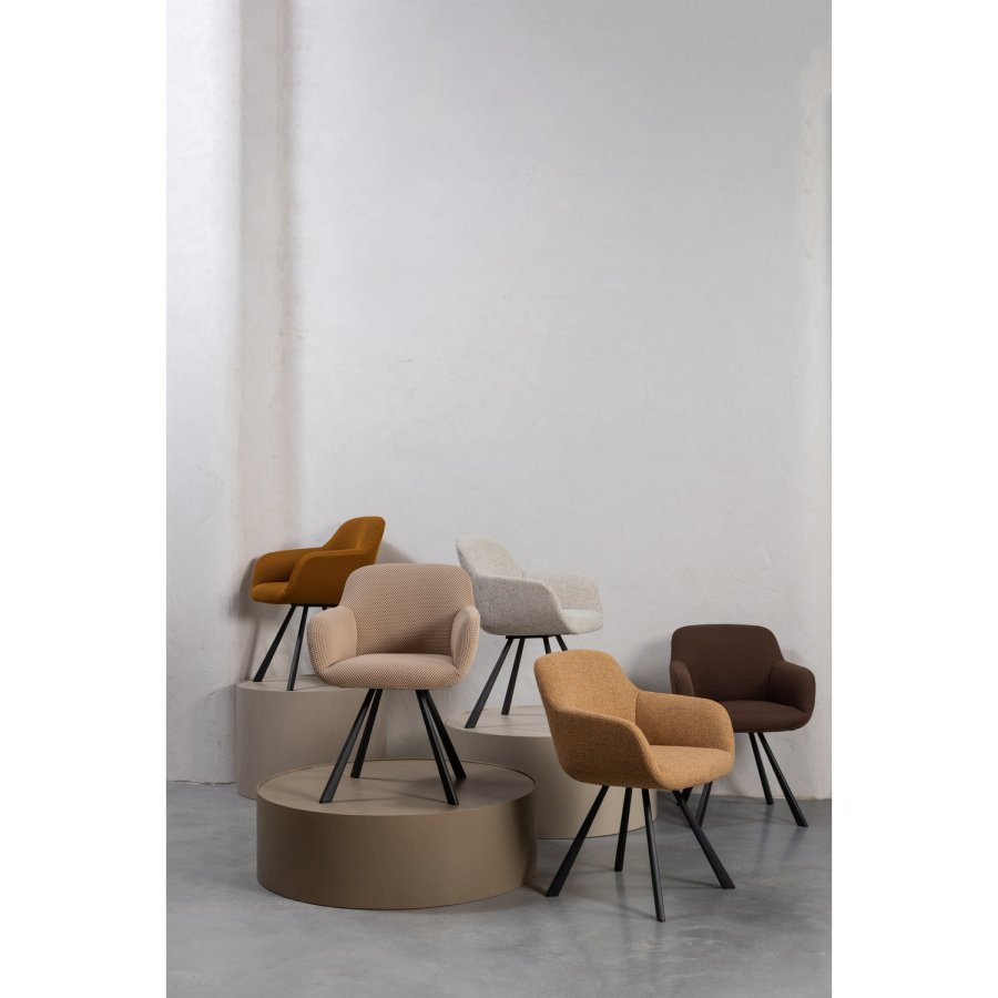 WOOOD Juno spisebordsstol, m. armln - natur mesh og sort metal