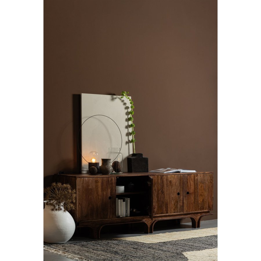 WOOOD STAES SKÄNK MED 4 DÖRRAR I MANGOTRÄ I VALNÖT