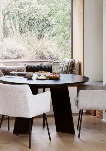 WOOOD Fries spisebord, rund - sort egetr (129)