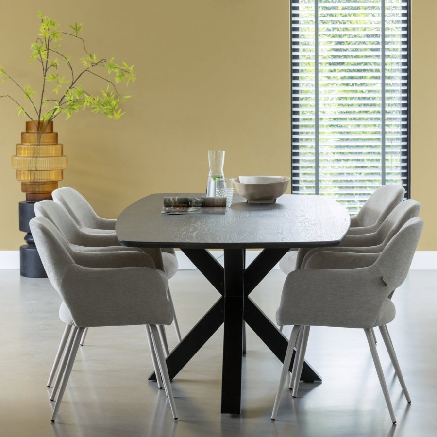 TRÄKORSFORMADE BEN METALL SVART