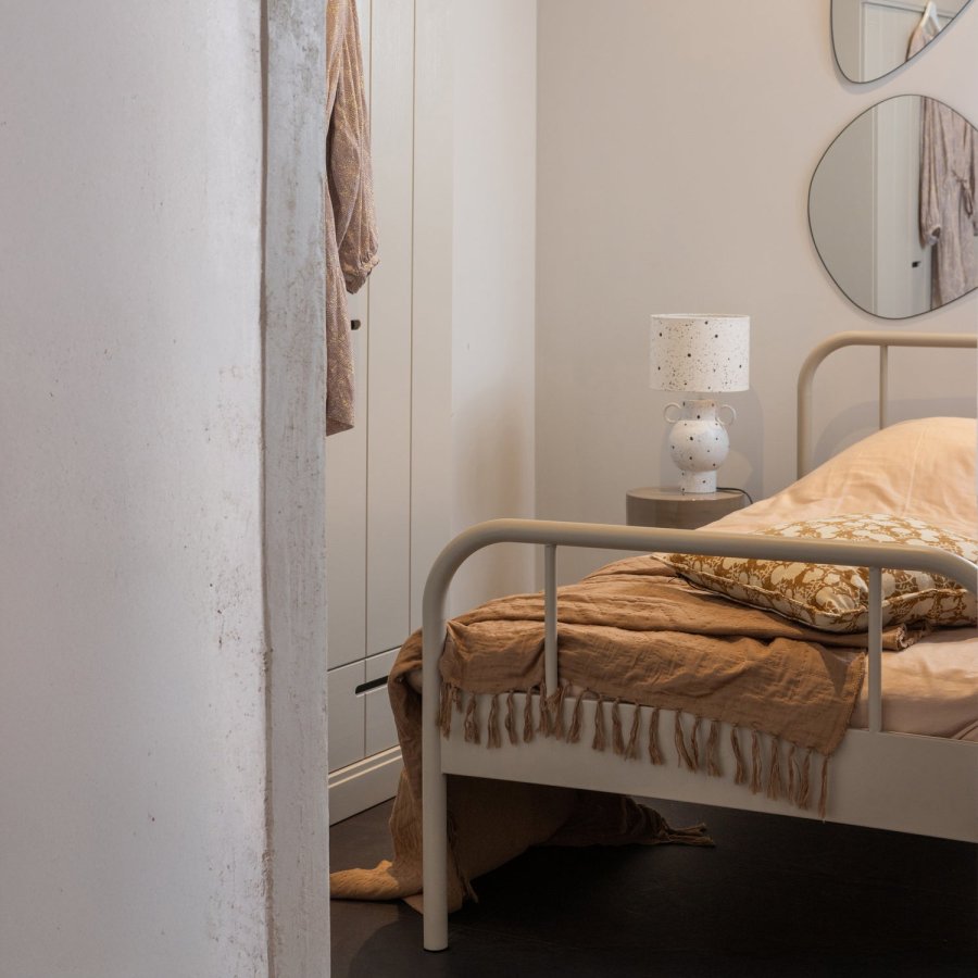 WOOOD MATA ENKELTSENG METAL SAND 90x200CM