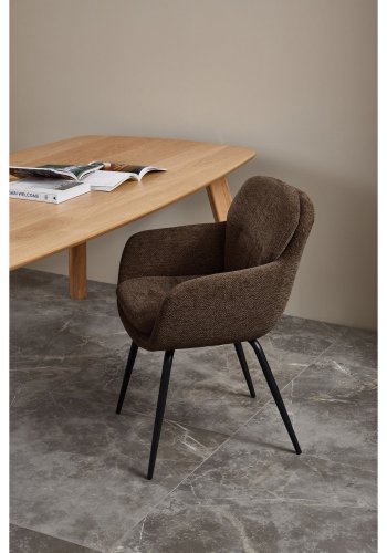 WOOOD Runa spisebordsstol, m. armln - varm brun chenille stof og sort metal
