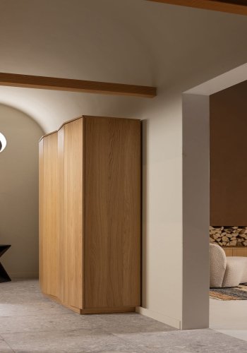 SIDOBORD I AKACIATR�, M�RKBRUNT, FR�N IKEM, WOOOD