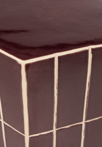 WOOOD Plus dekorativt sidebord 42x30x26 cm keramikk lilla