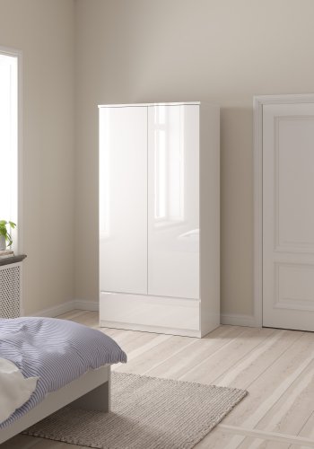 TVILUM Naia Garderob - Vitt H&ouml;gglans Tr&auml;, med 2 Luckor och 1 L�da