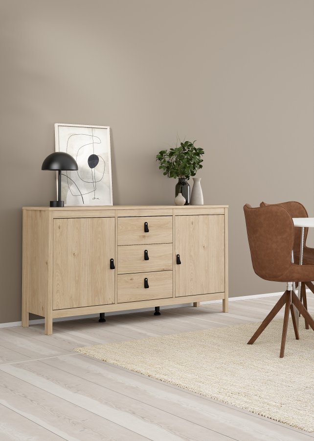 TVILUM Madrid skjenk 2 d�rer + 3 skuffer - Parcel