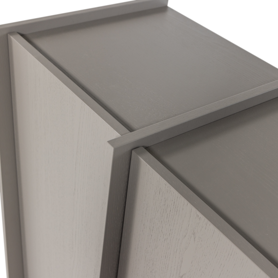 WOOOD Brock-skap med 2 d�rer, askefiner, varm gr� [Fsc]