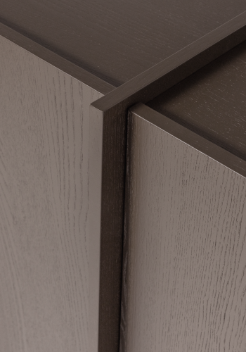 WOOOD Brock-skap med 2 d�rer, askefiner, mellombrun [Fsc]