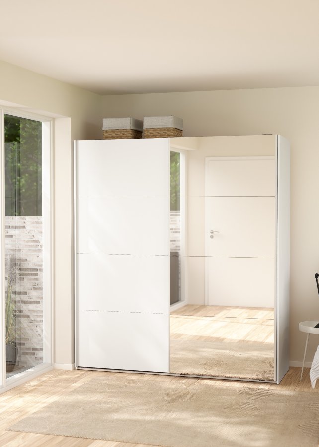 TVILUM Bergamo Garderob med 1 skjutd&ouml;rr + 1 skjutd&ouml;rr med spegel 180 x 200 cm - Paket