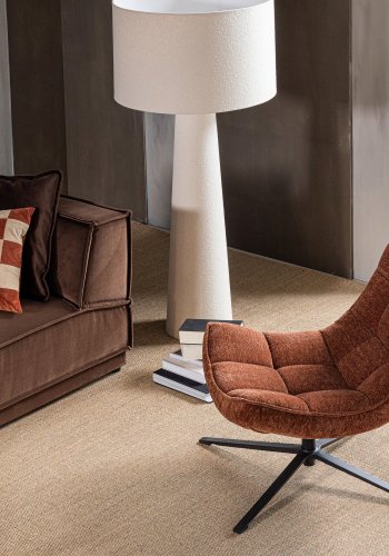 WOOOD Maudi dreibar lenestol Chenille struktur brun