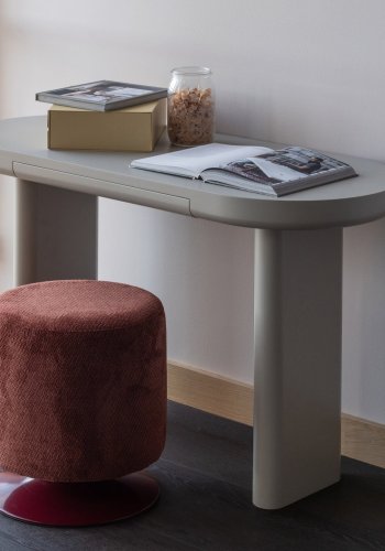 WOOOD Islen puff med dreiebase Boucl&eacute; burgunderr�d