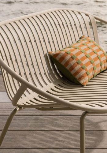 WOOOD Bruce tr�dg�rdsb�nk med 2 sittplatser, pp/metall, sand