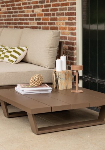 WOOOD Bear Garden soffbord aluminium brunt