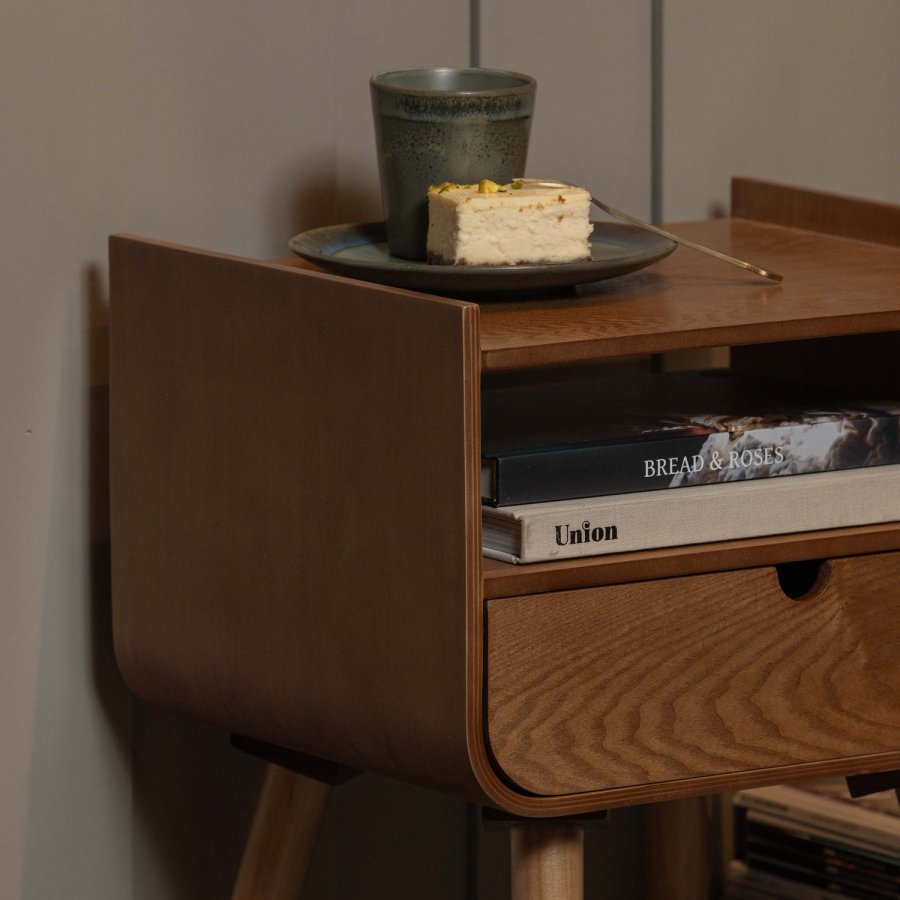 WOOOD Nils nattbord/sidebord i tre naturfarget [Fsc]