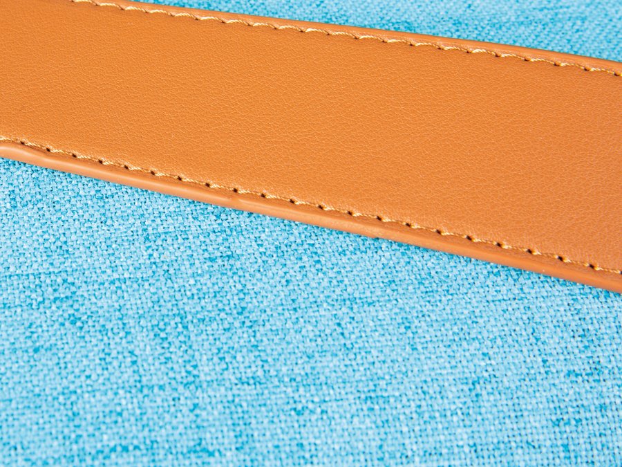 NORDIC LIVING COLLECTION Dilia oceanbl� pall med PU-handtag, f�rvaringsutrymme och b�rrem