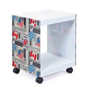 NORDIC LIVING COLLECTION Vitt sidobord med Flagcube-logotyp och 2 hyllor