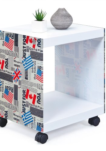NORDIC LIVING COLLECTION Vitt sidobord med Flagcube-logotyp och 2 hyllor