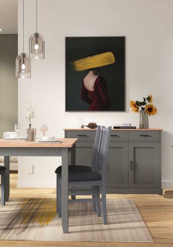 NORDIC LIVING COLLECTION  Massiv furu-vitrinskap i landlig stil med 4 d�rer og 2 skuffer i gr� eikelakk