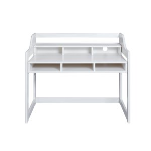 NORDIC LIVING COLLECTION Hvitt barnebord laget av heltre furu, h�ydejusterbart og med 6 rom