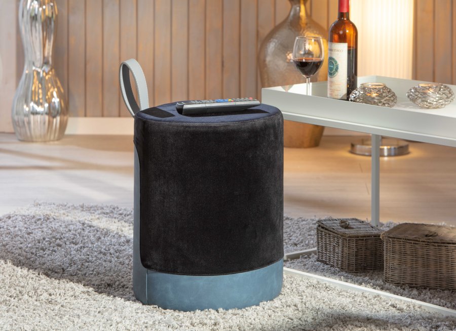 NORDIC LIVING COLLECTION Osane pall i svart sammet med PU-handtag, f�rvaringsutrymme och b�rrem i konstl�der