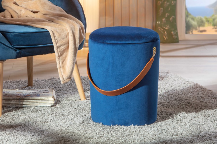 NORDIC LIVING COLLECTION Papua-pall i sammetsbl�tt med PU-handtag, f�rvaringsutrymme och b�rrem i konstl�der