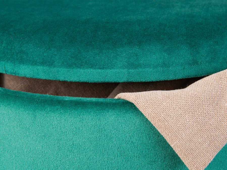 NORDIC LIVING COLLECTION Papua-pall i gr�n sammet med PU-handtag, f�rvaringsutrymme och b�rrem i konstl�der