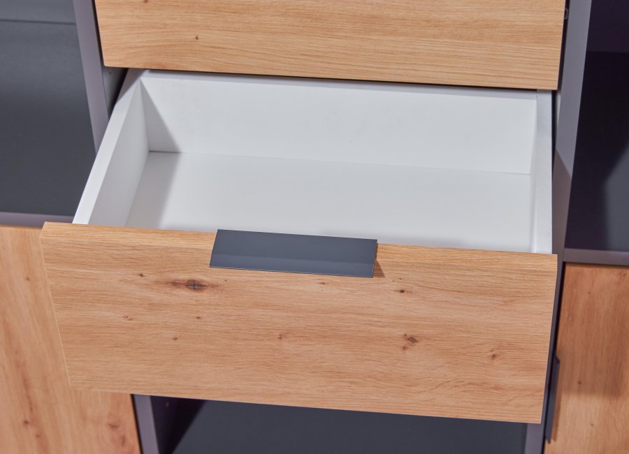 NORDIC LIVING COLLECTION Pepeto kommode med 2 d�rer, 2 skuffer og 3 rom, h�ndlaget eik/antrasitt