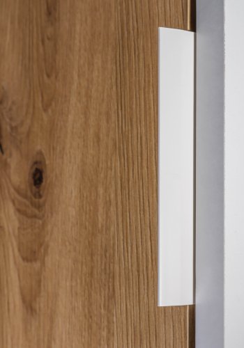 NORDIC LIVING COLLECTION Pepeto 2T2S kommode i h�ndlaget eik/hvit med 3 rom og 3 d�rer