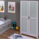 NORDIC LIVING COLLECTION Prati barnegarderobe med 2 d�rer, laget av heltre furu, malt lys gr�