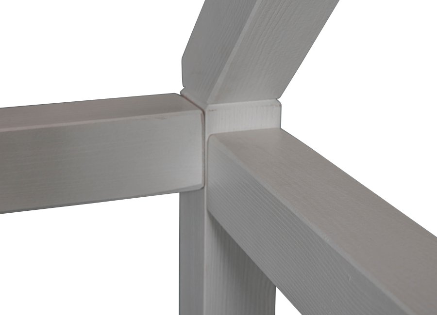 NORDIC LIVING COLLECTION Sun Road husseng � den perfekte soveplassen for barn p� barnerommet laget av heltre furu.